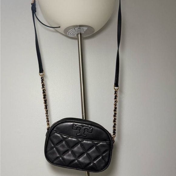 Tory Burch purse - Picture 1 of 2